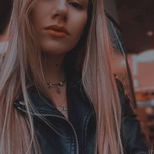 Model - Rina striptease