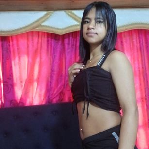 Model - Zoe ten colombian