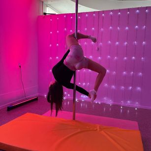 Model - Jessiexxi cei