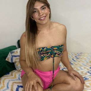 Model - Sabrina_Steel love