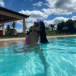 Model - Luna jovemgarota