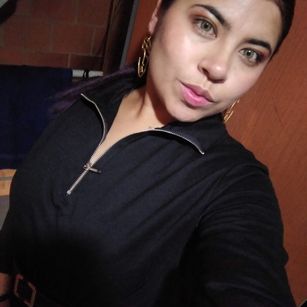 Model - Mariana smalltits