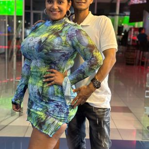 Model - ViolettAndMarkus humillacion