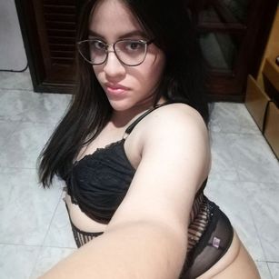 Model - Luana Ambar dirtytalk