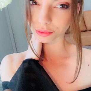 Model - Beatrice boobs