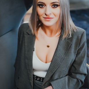 Model - AlicePirs deepthroat