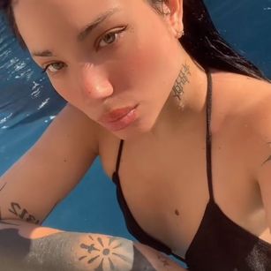 Model - BluEyes fetish