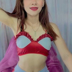 Model - Latina without limits latin