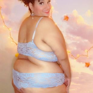 Model - Loren LaRue sexy