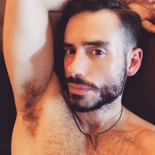 Model - Taryn Holz anal