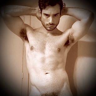 Model - Taryn Holz gay