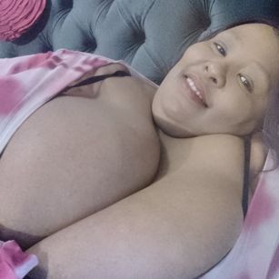 Model - Namzy79 blowjobs