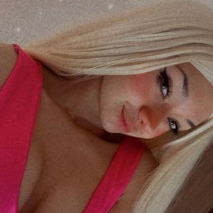 Model - Ms.Pickles pussy