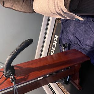 Model - Jack Strongbottom masturbation