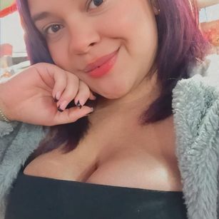 Model - Chloe blowjob