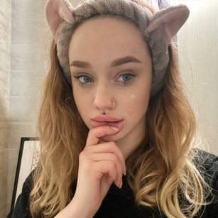 Model - FionaPowerpuff teen