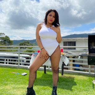 Model - Any Keller fetish