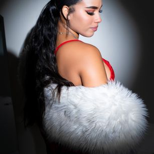 Model - MiaCarter dance