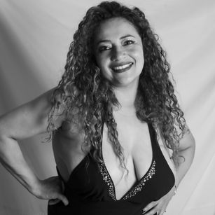 Model - Maria Jose smile