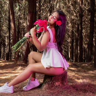 Model - TayraBanks tits