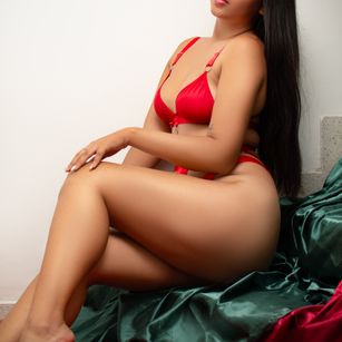 Model - TayraBanks anal