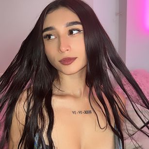 Model - Artmia Joy squirt