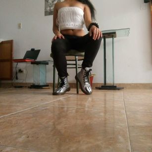 Model - Mishone Worthy