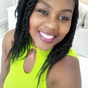 Model - Aurora Bolt squirt