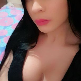 Model - laura y juan pareja