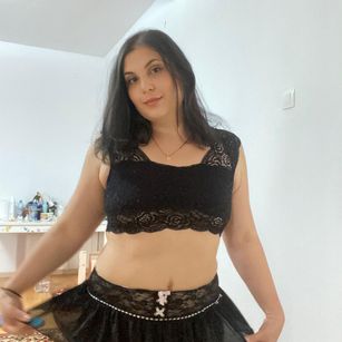 Model - MileenaNight joi