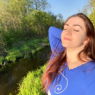 Model - GreenColor sexy