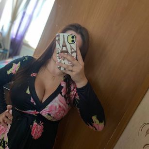 Model - GreenColor cum