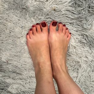 Model - Mellisa Jayne bondage