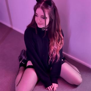 Model - kinserie cute