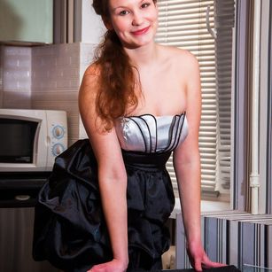 Model - brunetteCool 4