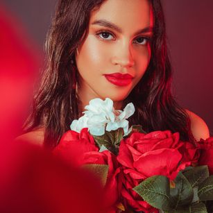 Model - Lisa Jenkins sexy