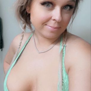 Model - Amber Spanxxx kinky