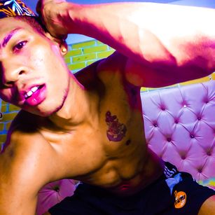 Model - jackson Montoya slim