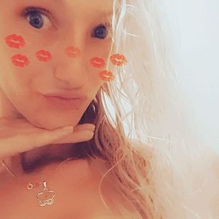 Model - Mistressmilly32 mistress