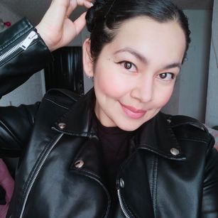 Model - Melinaw hairypussy