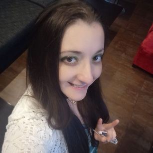 Model - HelenLatina peruvian