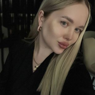 Model - Nataly blondie