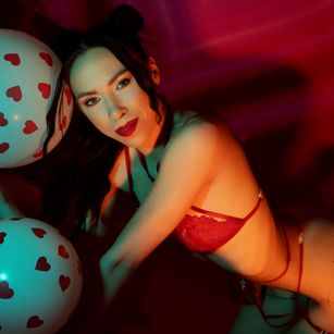 Model - Ellie Grant fetish