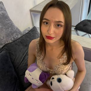 Model - EvaLoon spitting