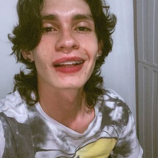 Model - Demitrius77 tall