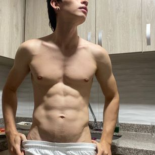 Model - Demitrius77 strong