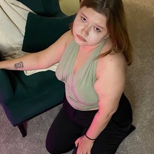 Model - Melanie_Batler bigboobs