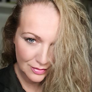 Model - MissVeena classy