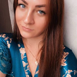 Model - GreenColor mistress