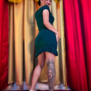 Model - EmmaGrendy skinny